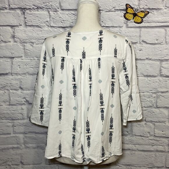 Jack Half Sleeve V Neck Top Size Small - Picture 6 of 8